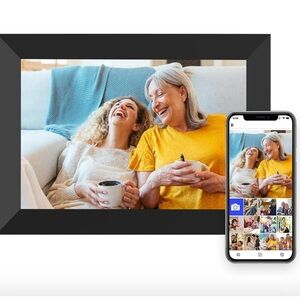 Digital Photo Frame with Smartphone Connectivity